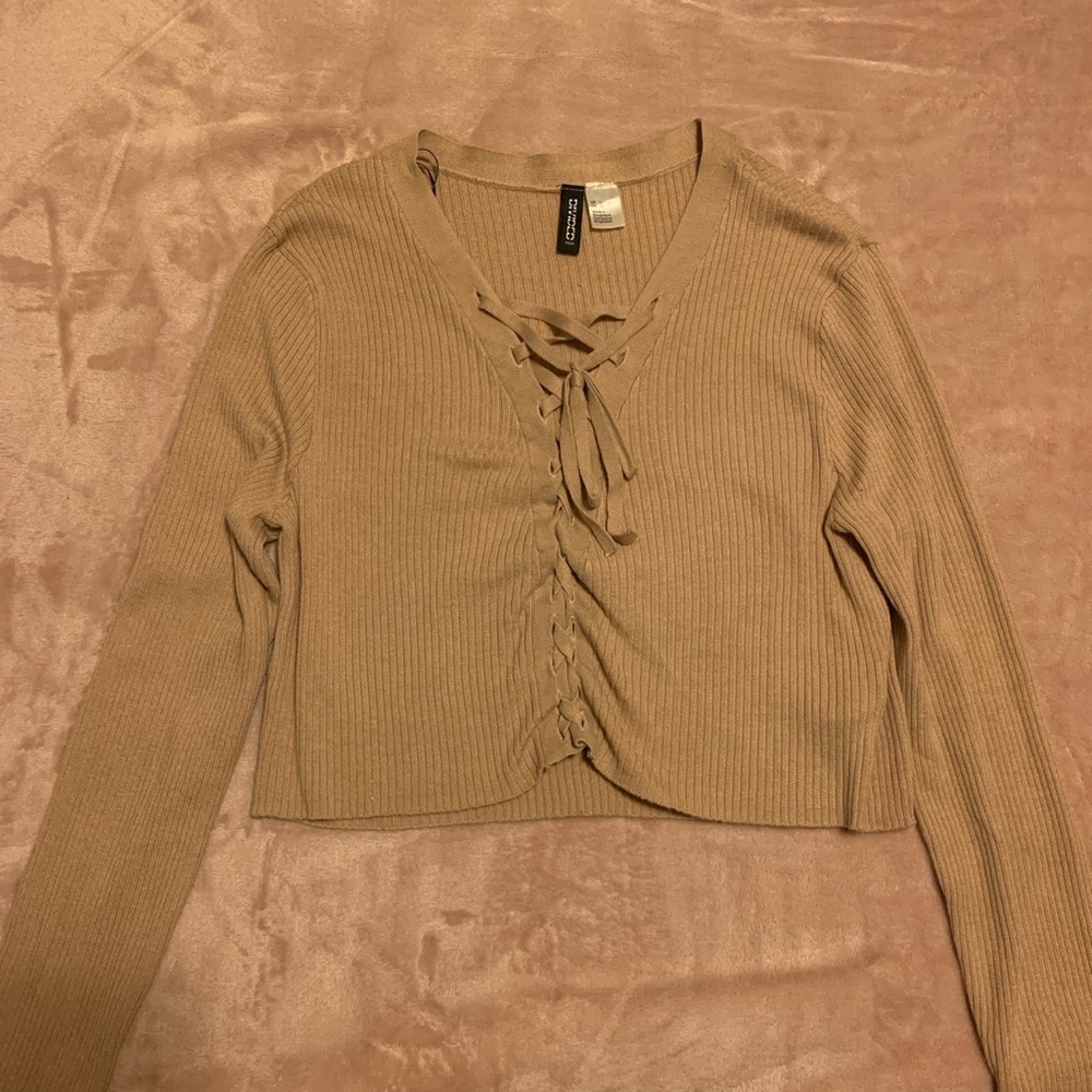 Knitted cropped long sleeve